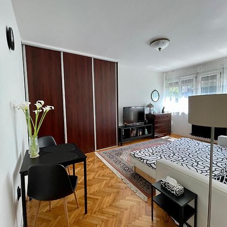 Apartment Mirochka ベオグラード エクステリア 写真